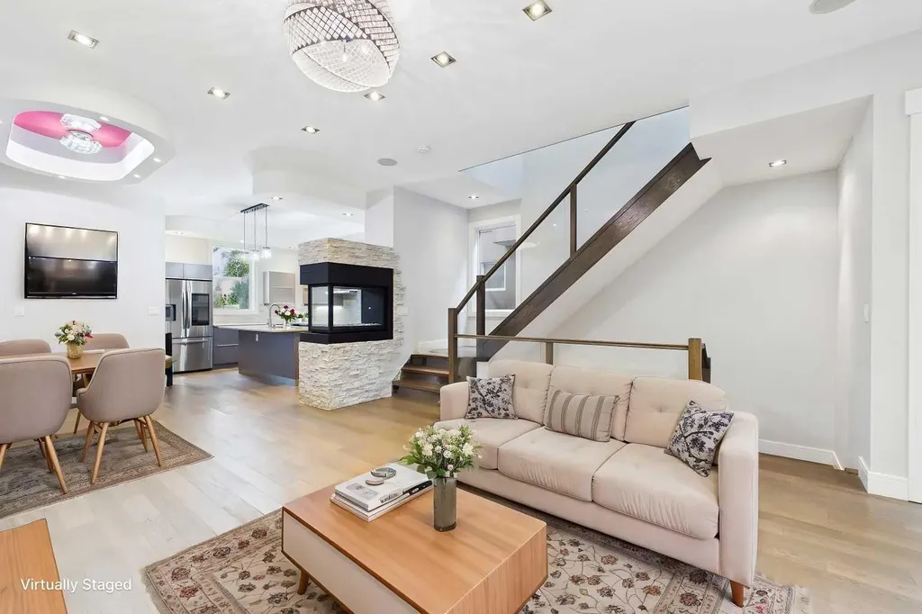 2430 28 Avenue SW Calgary AB T2T 1K9