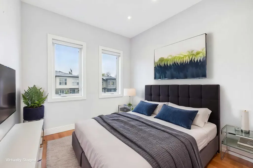 2430 28 Avenue SW Calgary AB T2T 1K9