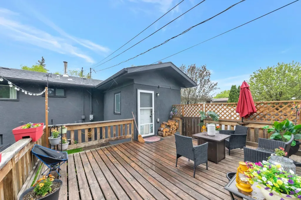 4910 58 Avenue Lloydminster AB T9V 1C3