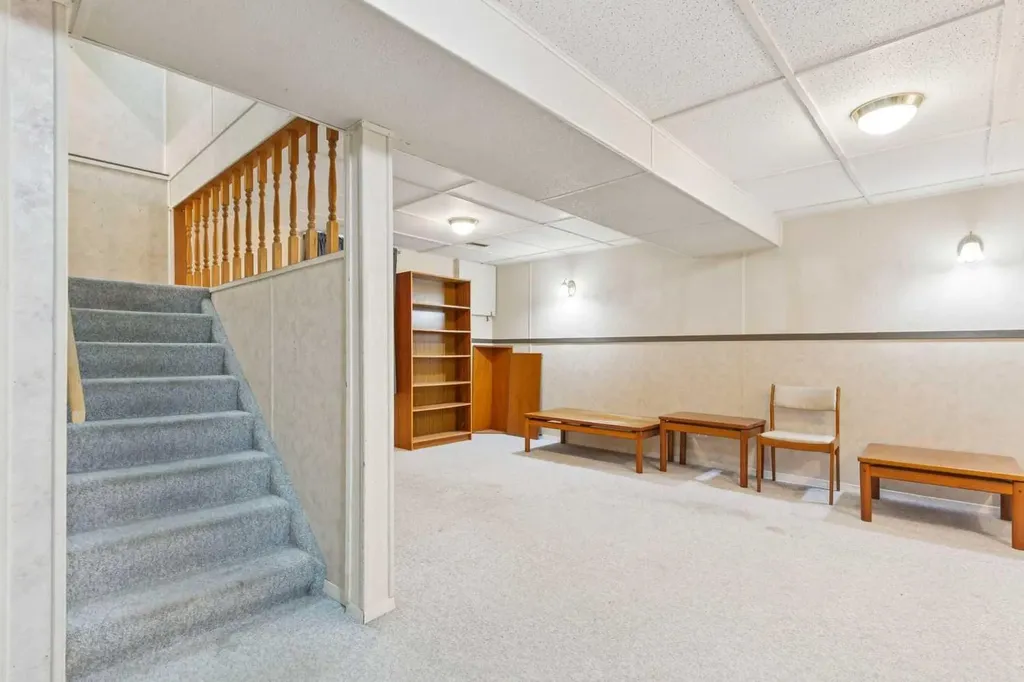 6100 4 Avenue NE Calgary AB T2A 5Z8