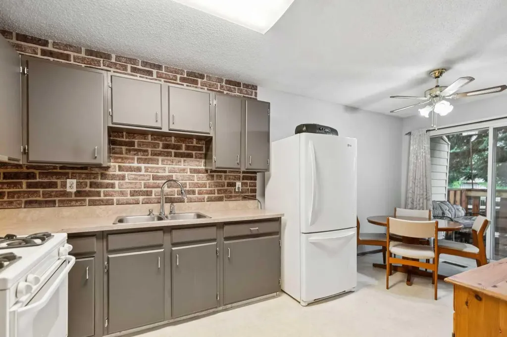 6100 4 Avenue NE Calgary AB T2A 5Z8