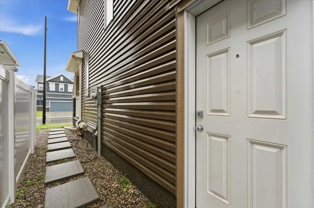 171 Chelsea Road Chestermere AB T1X1Z3
