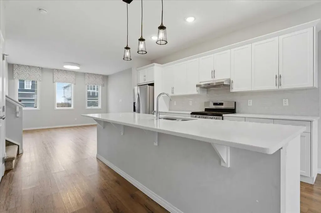 171 Chelsea Road Chestermere AB T1X1Z3