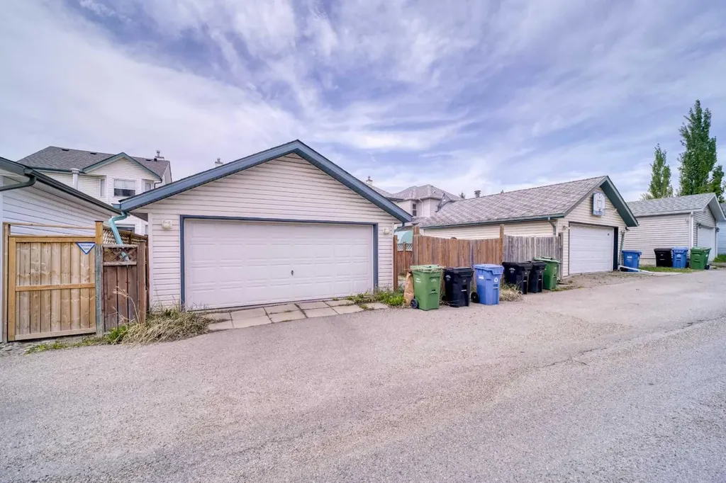 170 Arbour Grove Close NW Calgary AB T3G 4J2