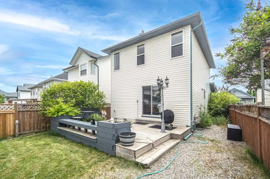 170 Arbour Grove Close NW Calgary AB T3G 4J2