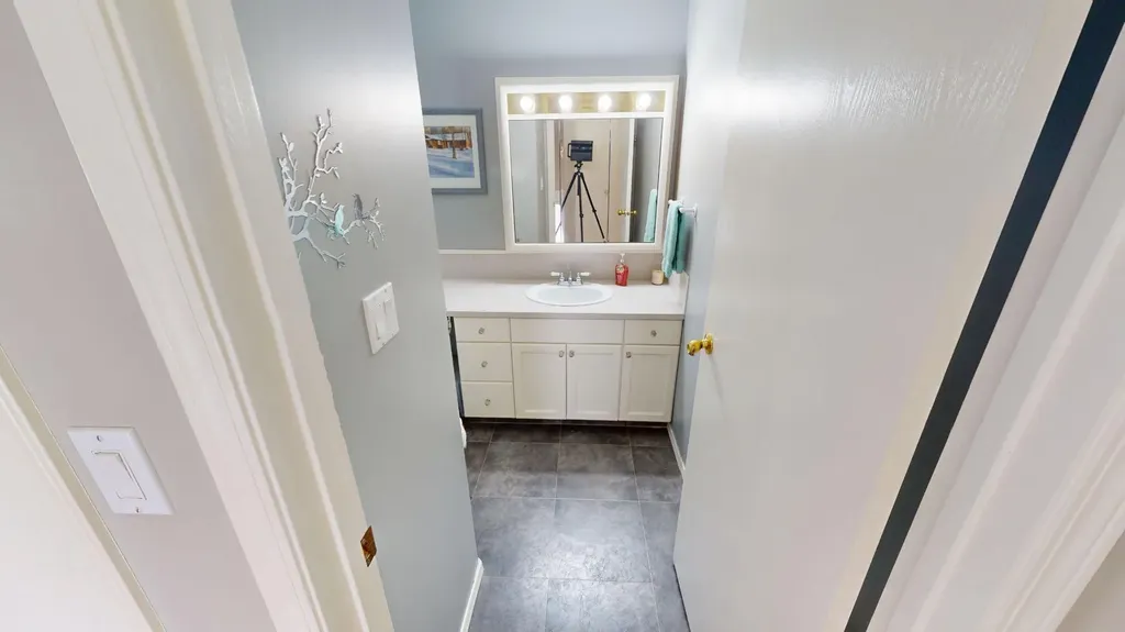 411 3 Street Brooks AB T1R 0E7