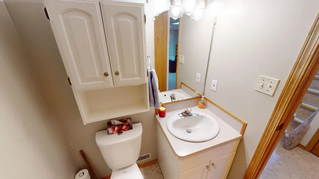 411 3 Street Brooks AB T1R 0E7