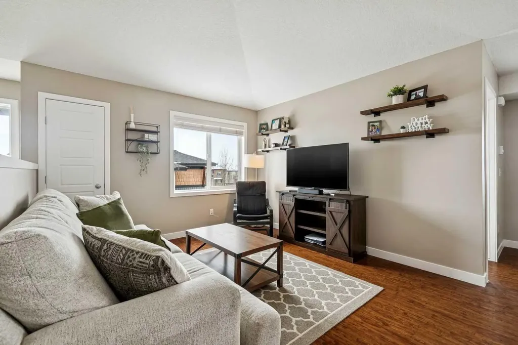 2781 Chinook Winds Drive SW Airdrie AB T4B 3S5