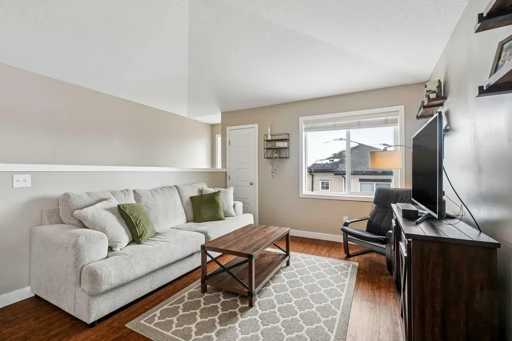 2781 Chinook Winds Drive SW Airdrie AB T4B 3S5