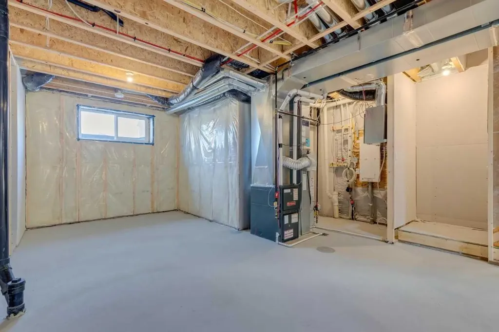 33 Savanna Place NE Calgary AB T3J 4B6