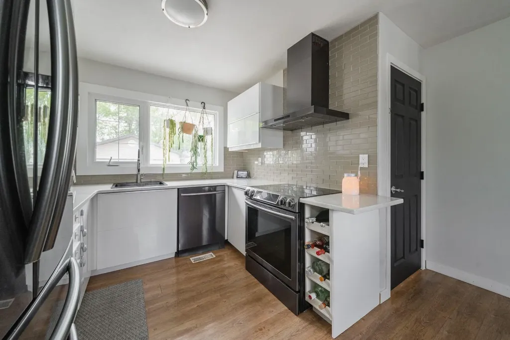 49 Centennial Drive Fort Mcmurray AB T9H 1J2