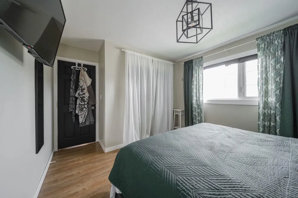 49 Centennial Drive Fort Mcmurray AB T9H 1J2