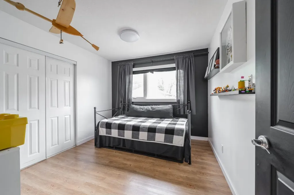 49 Centennial Drive Fort Mcmurray AB T9H 1J2