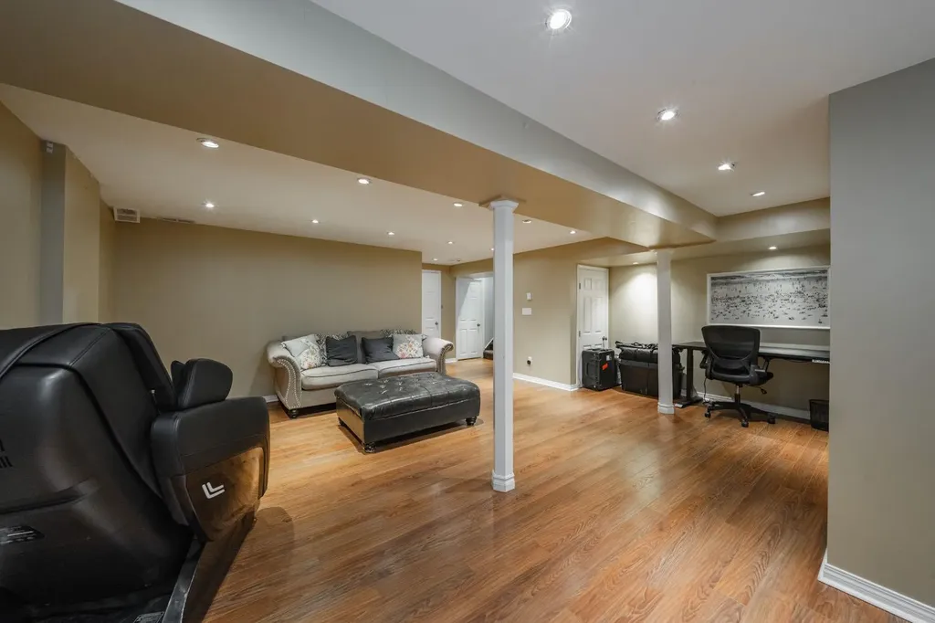 49 Centennial Drive Fort Mcmurray AB T9H 1J2