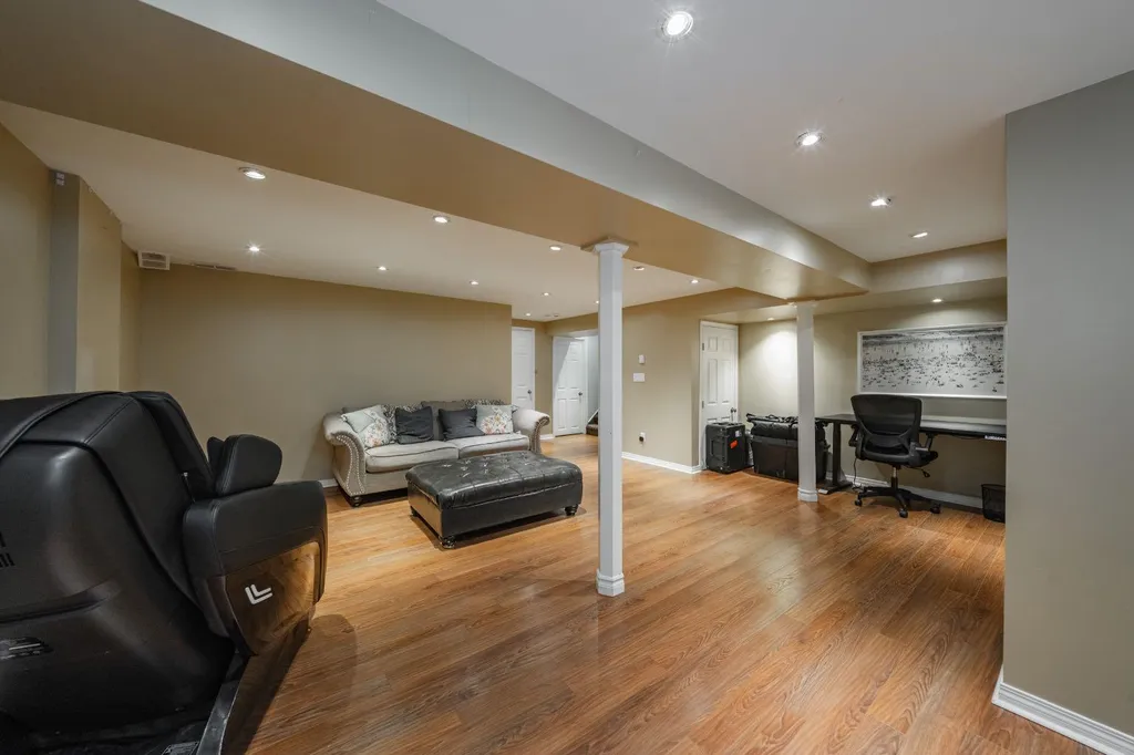 49 Centennial Drive Fort Mcmurray AB T9H 1J2