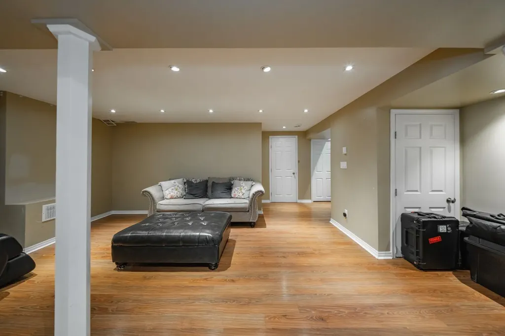 49 Centennial Drive Fort Mcmurray AB T9H 1J2
