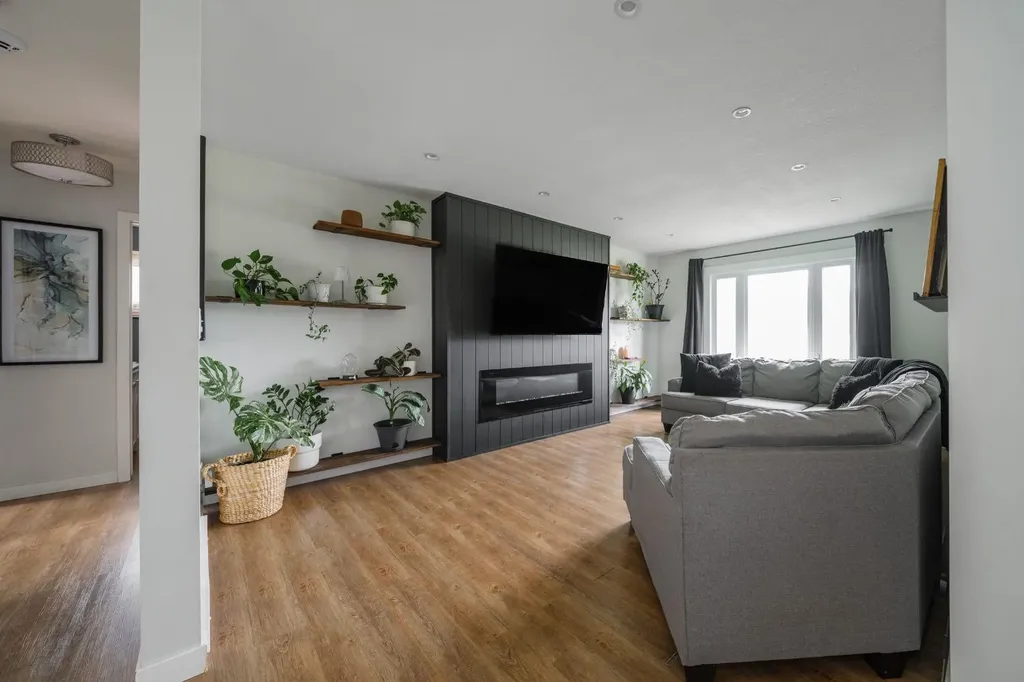 49 Centennial Drive Fort Mcmurray AB T9H 1J2
