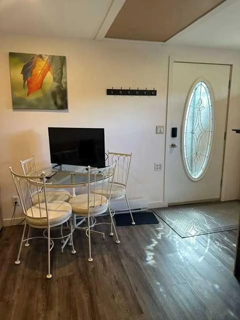 925 West Avenue Pincher Creek AB T0K1W0