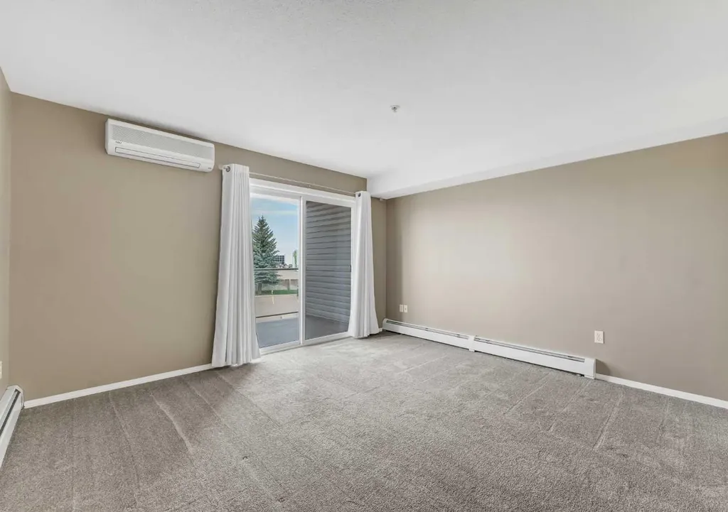 1648 Saamis Drive NW Medicine Hat AB T1C4X1