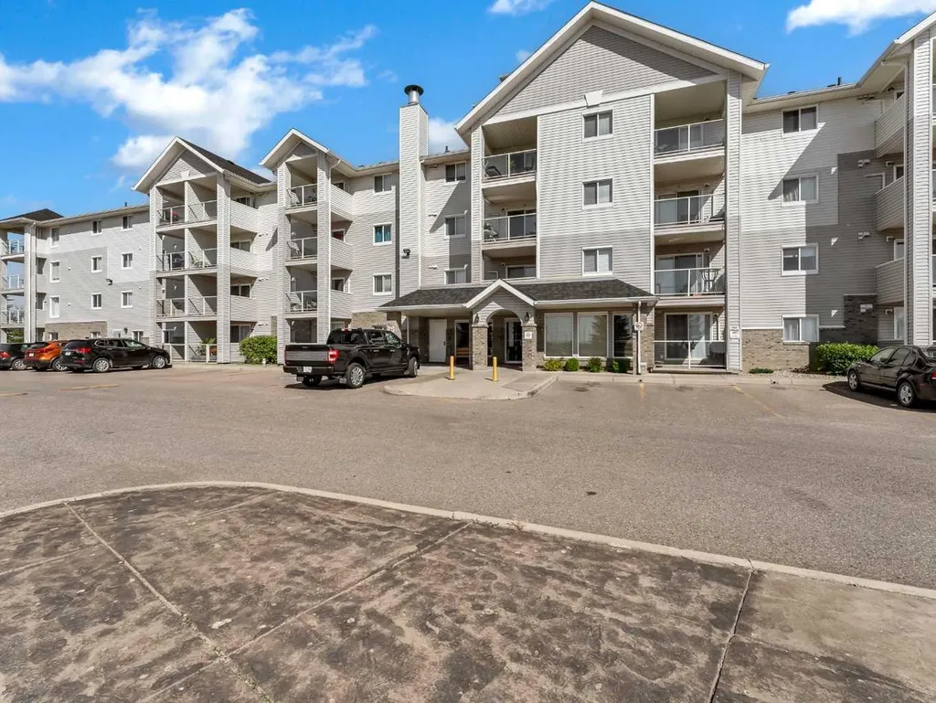 1648 Saamis Drive NW Medicine Hat AB T1C4X1