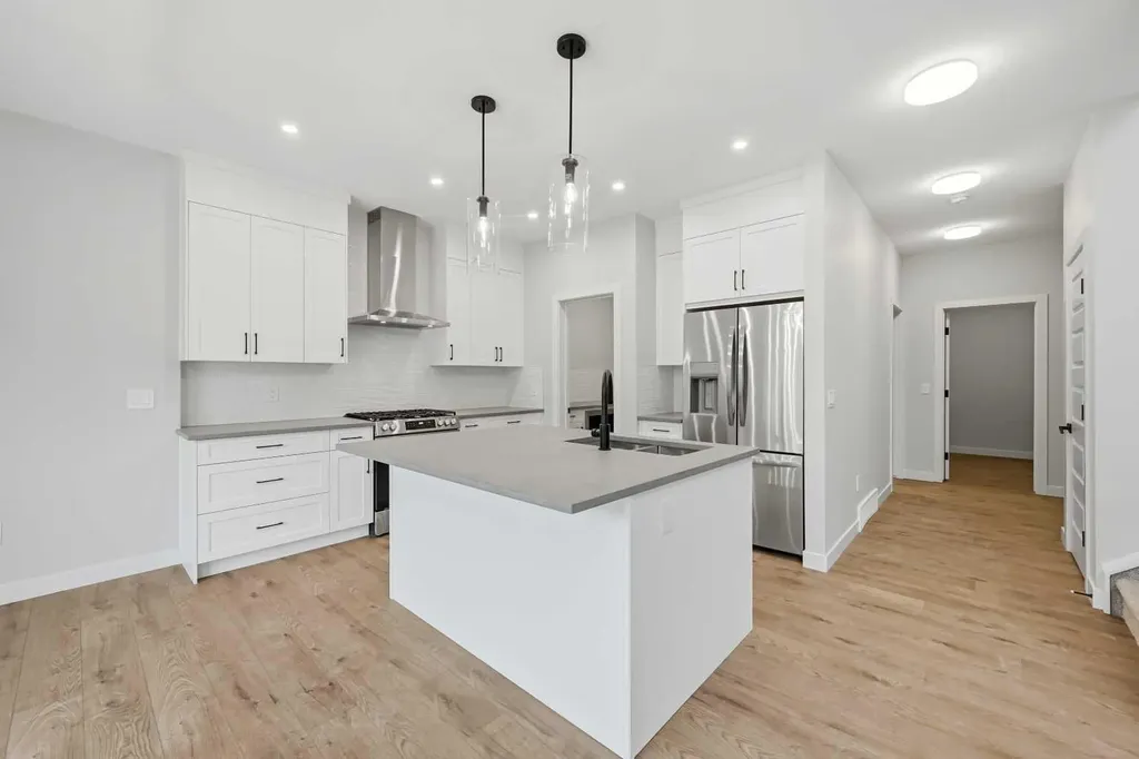 1059 Fowler Road SW Airdrie AB T4B 5T2