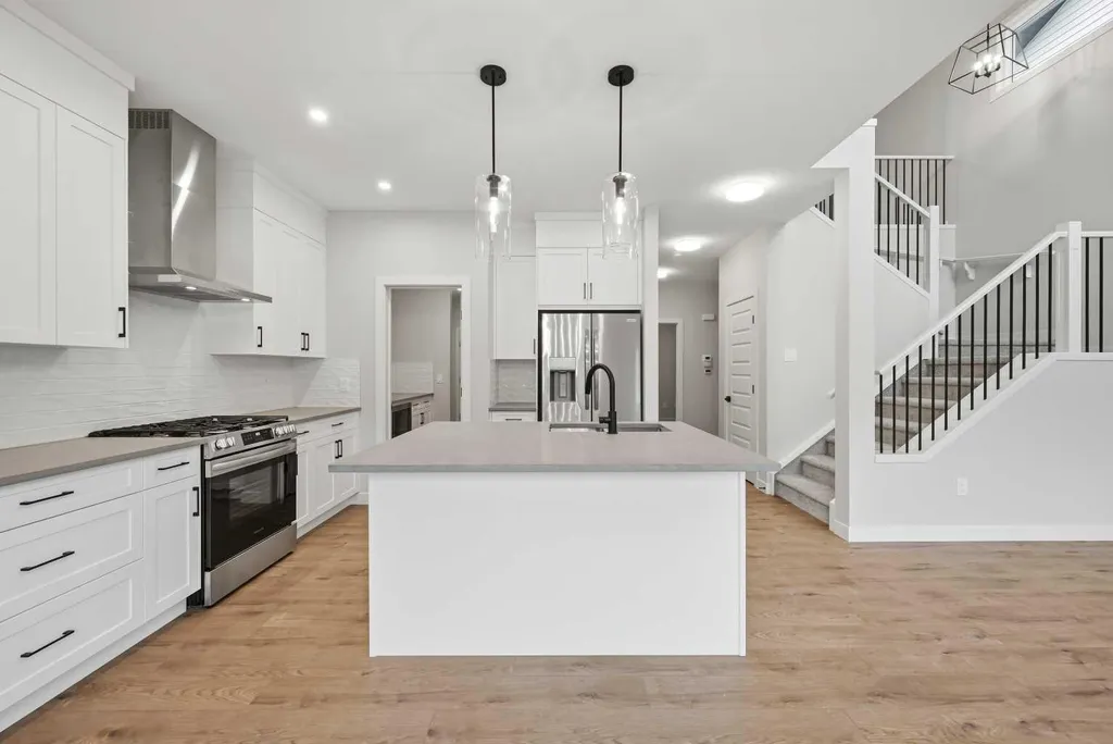 1059 Fowler Road SW Airdrie AB T4B 5T2