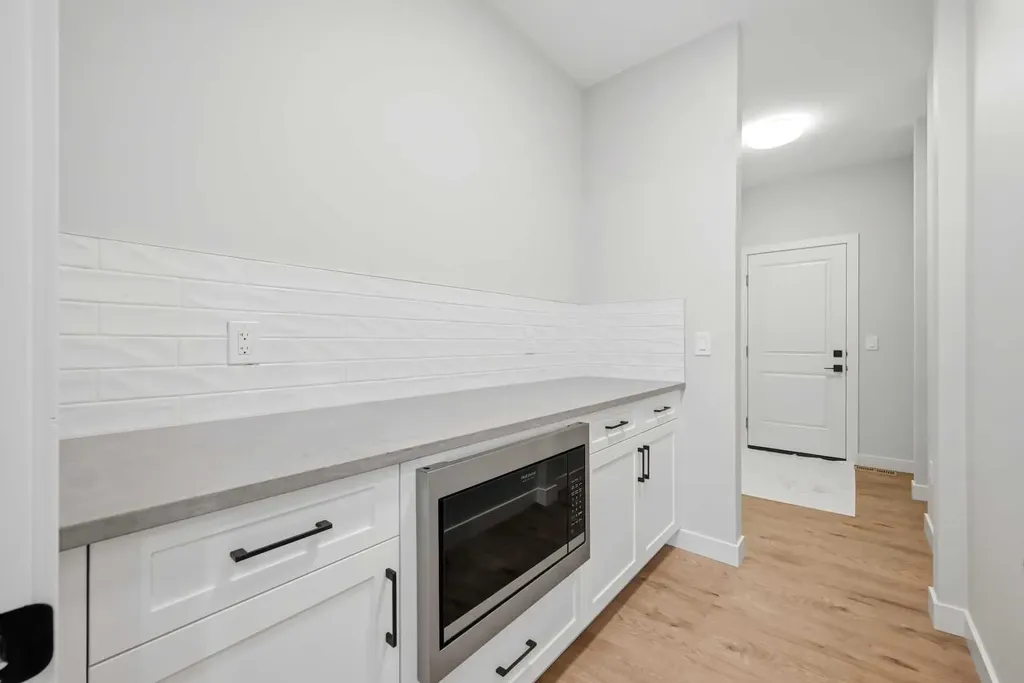 1059 Fowler Road SW Airdrie AB T4B 5T2