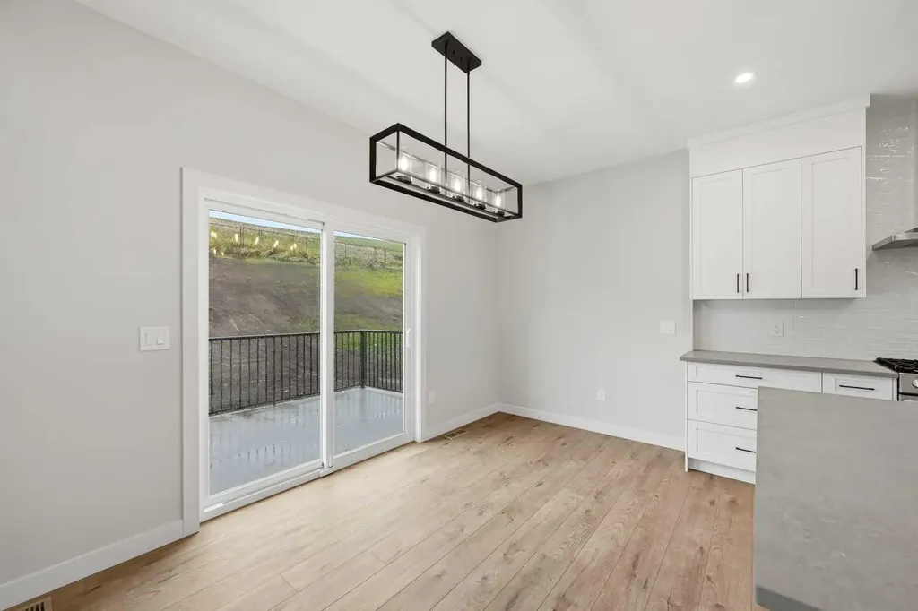 1059 Fowler Road SW Airdrie AB T4B 5T2