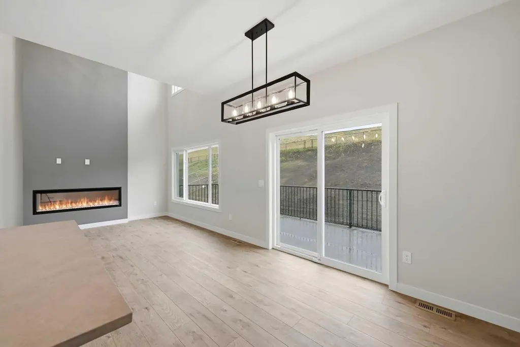 1059 Fowler Road SW Airdrie AB T4B 5T2