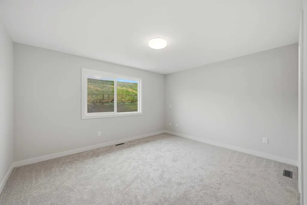1059 Fowler Road SW Airdrie AB T4B 5T2
