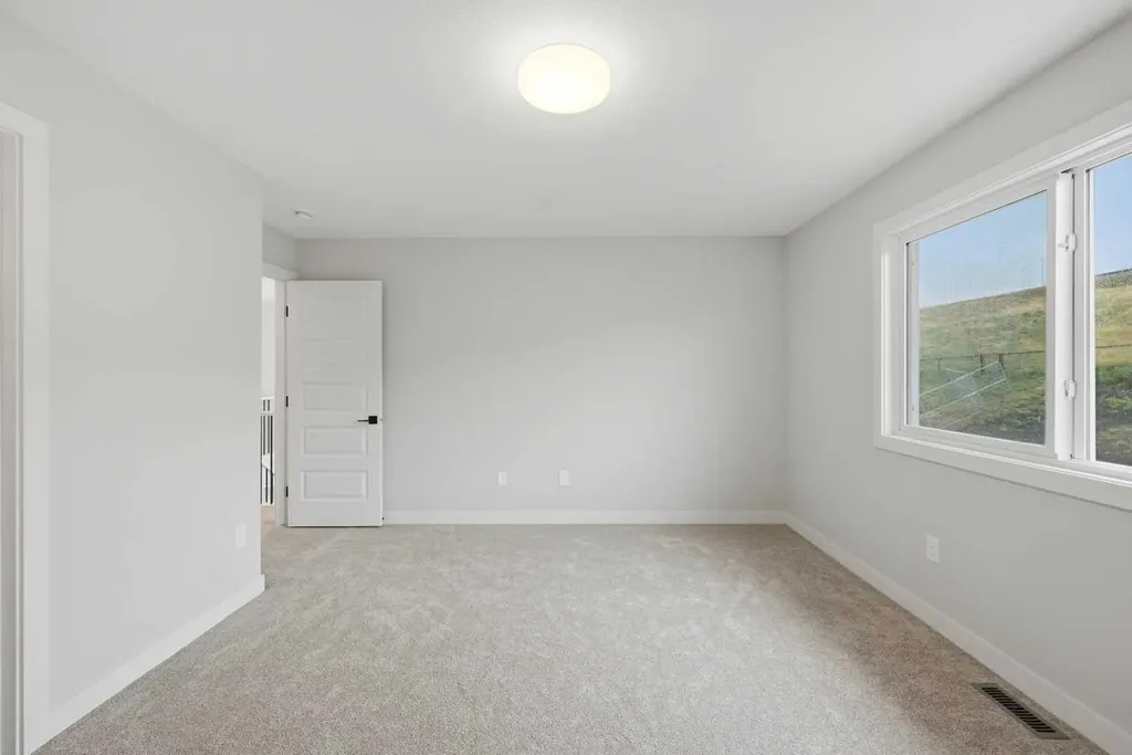 1059 Fowler Road SW Airdrie AB T4B 5T2