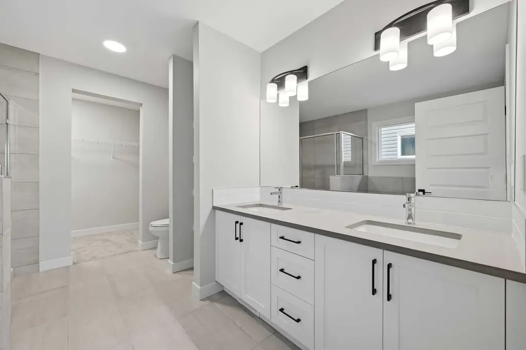 1059 Fowler Road SW Airdrie AB T4B 5T2