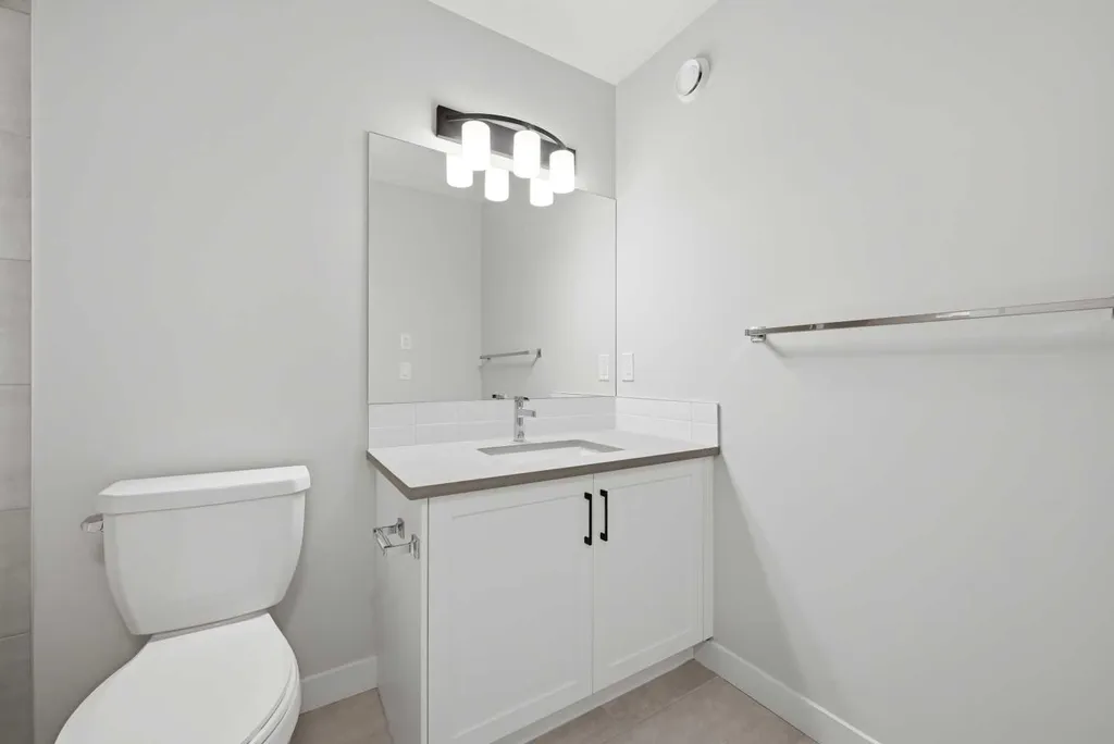 1059 Fowler Road SW Airdrie AB T4B 5T2