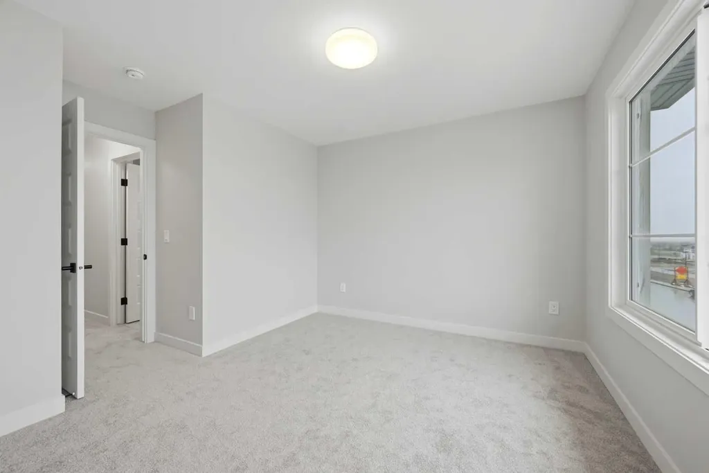 1059 Fowler Road SW Airdrie AB T4B 5T2