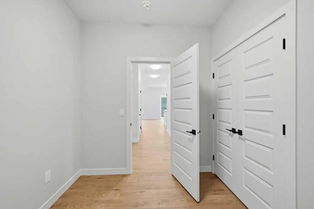 1059 Fowler Road SW Airdrie AB T4B 5T2
