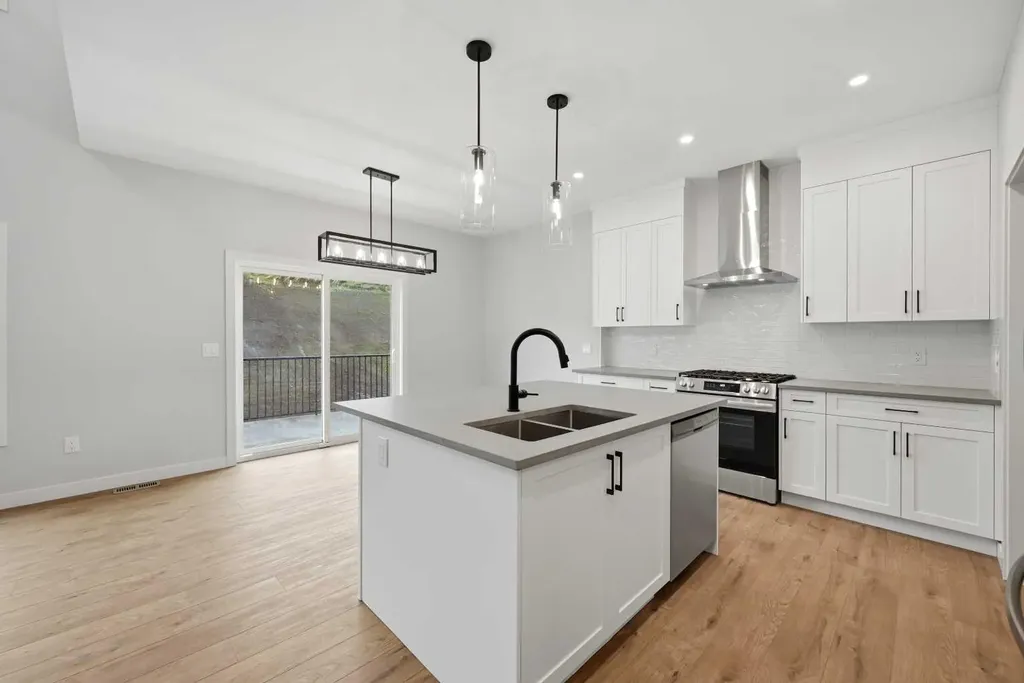 1059 Fowler Road SW Airdrie AB T4B 5T2