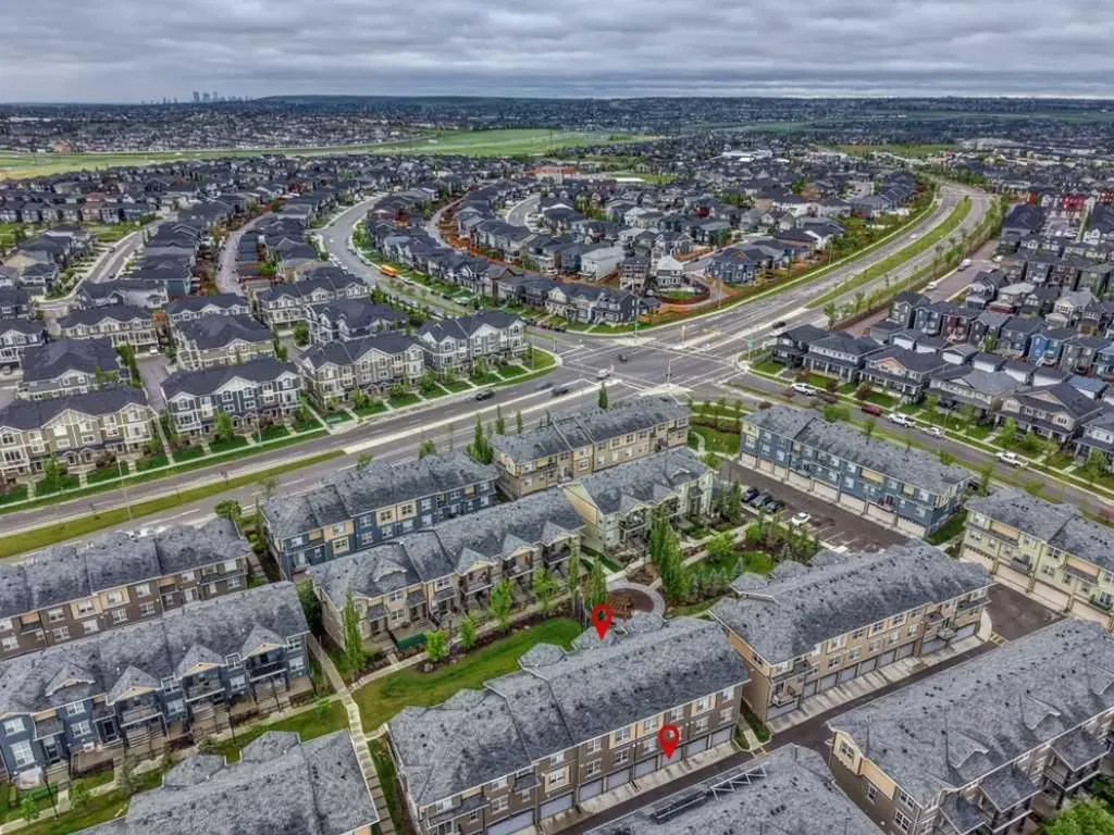 28 Evanscrest Gardens NW Calgary AB T3P 0S1