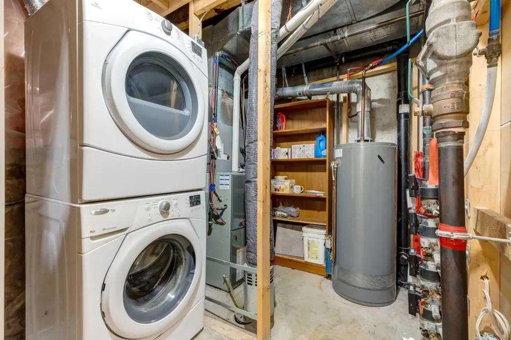 6202 Bowness Road NW Calgary AB T3B 0E3