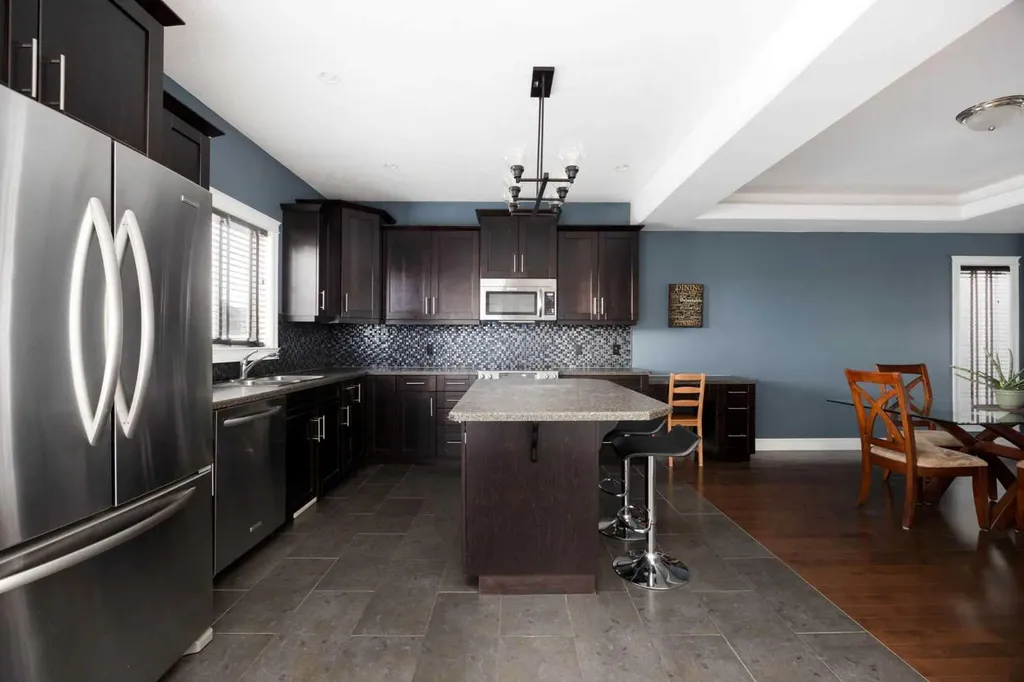 257 Hawthorn Way Fort Mcmurray AB T9K 0K2