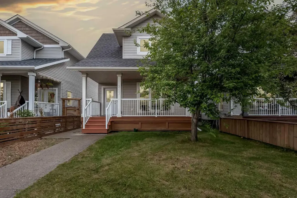 257 Hawthorn Way Fort Mcmurray AB T9K 0K2