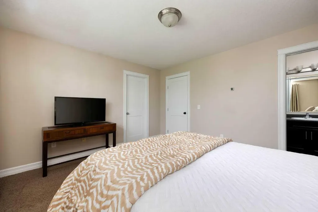 257 Hawthorn Way Fort Mcmurray AB T9K 0K2