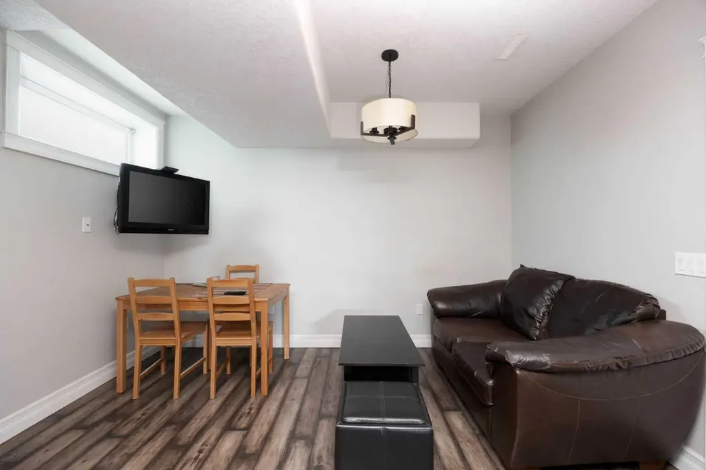257 Hawthorn Way Fort Mcmurray AB T9K 0K2