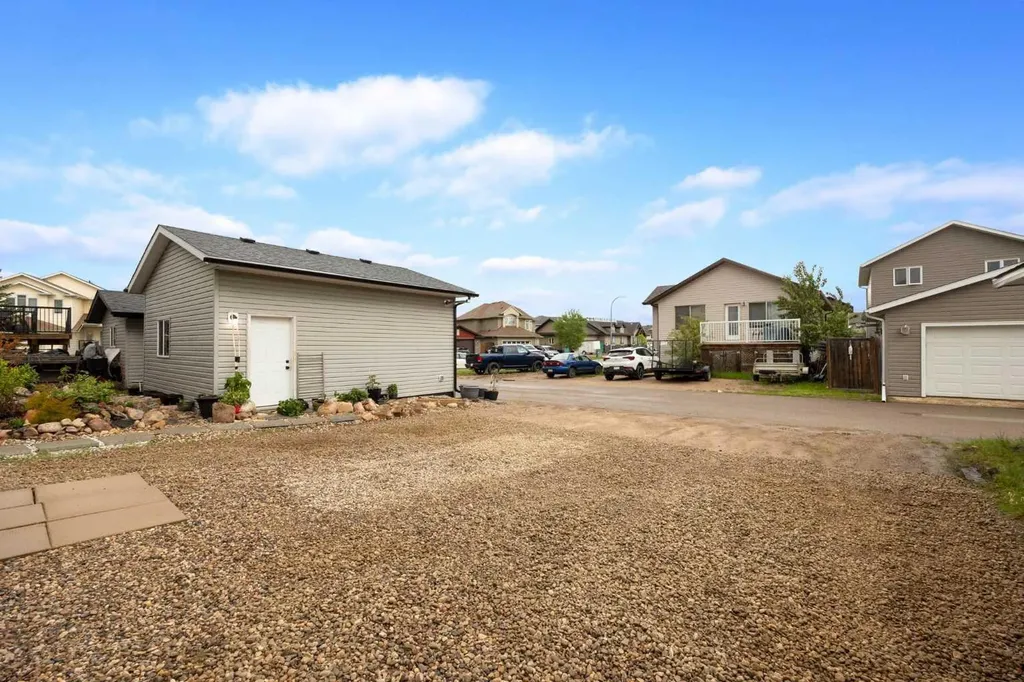 257 Hawthorn Way Fort Mcmurray AB T9K 0K2