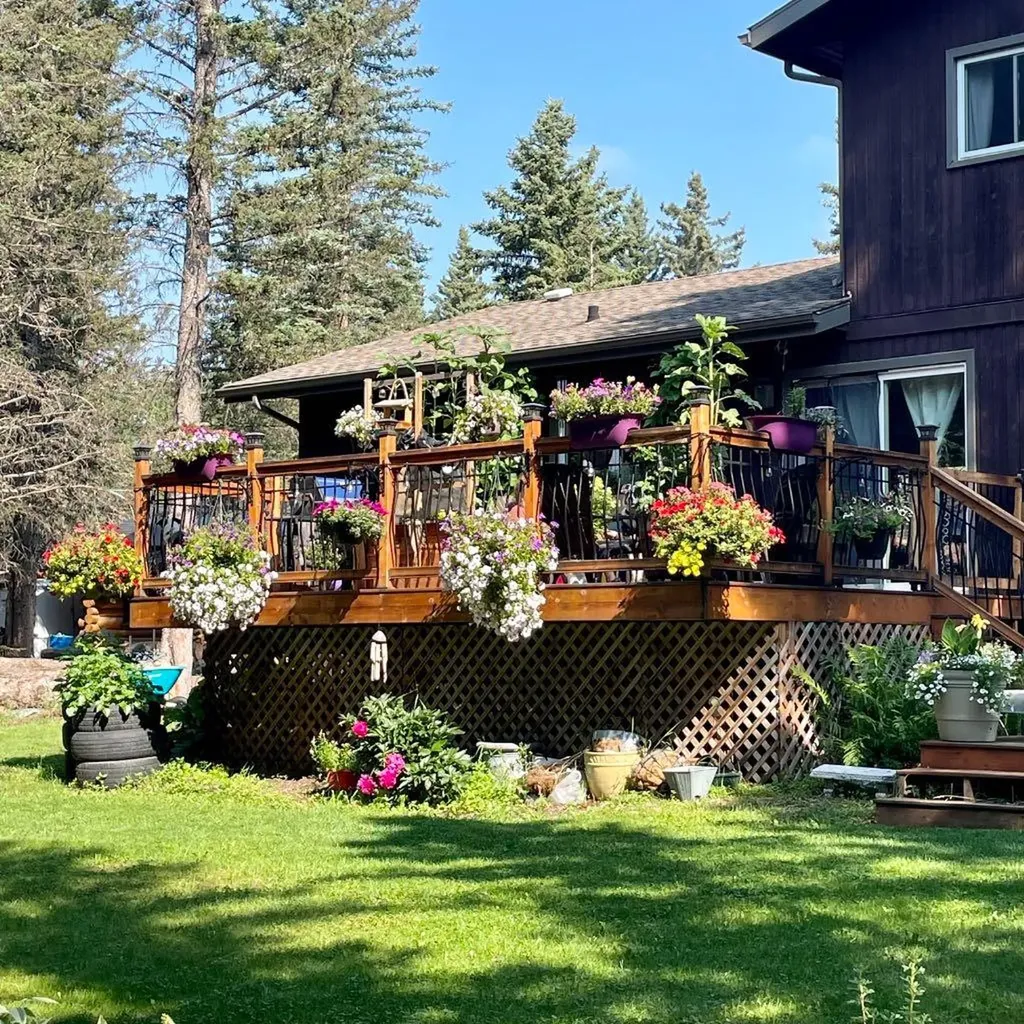94 Redwood Meadows Drive Rural Rocky View County AB T3Z 1A3