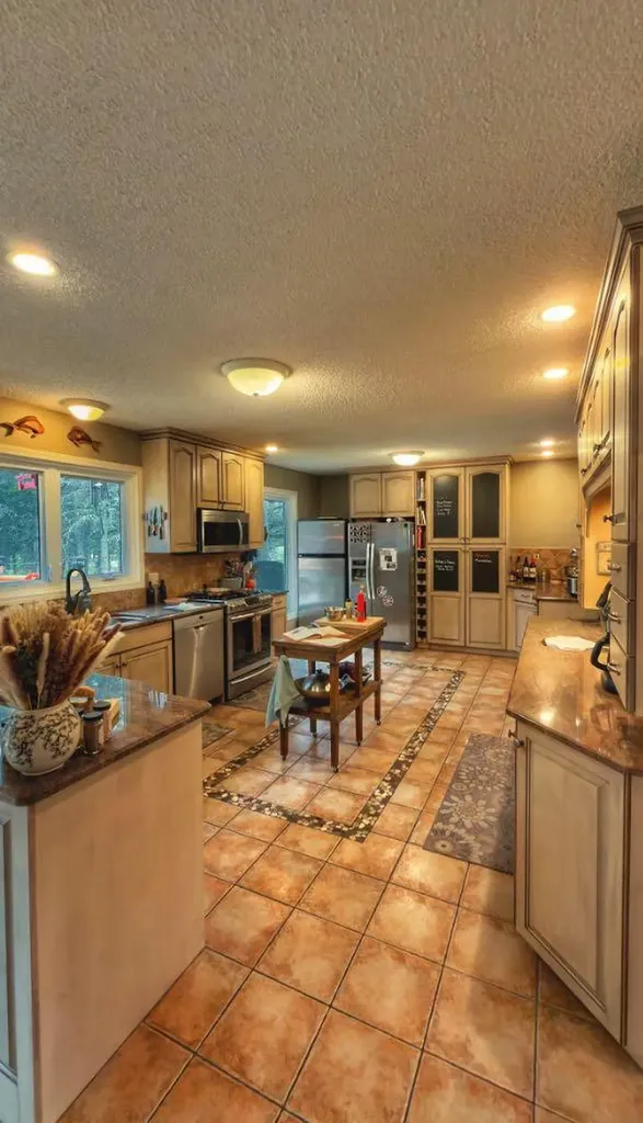 94 Redwood Meadows Drive Rural Rocky View County AB T3Z 1A3