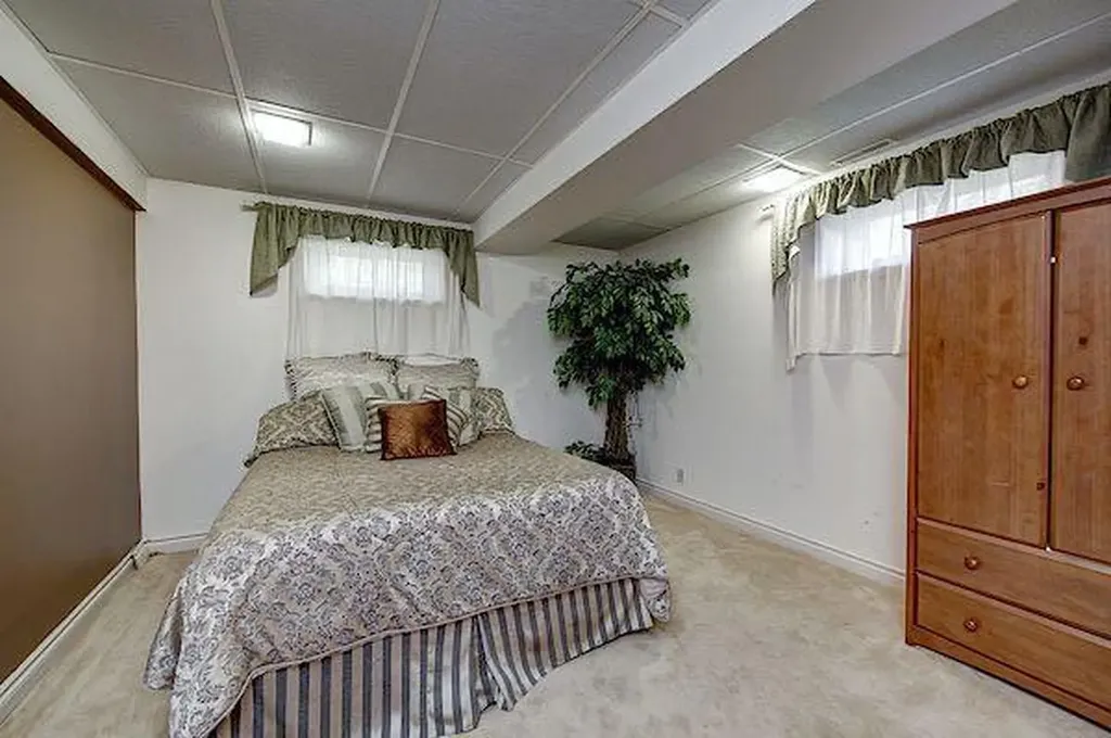 94 Redwood Meadows Drive Rural Rocky View County AB T3Z 1A3