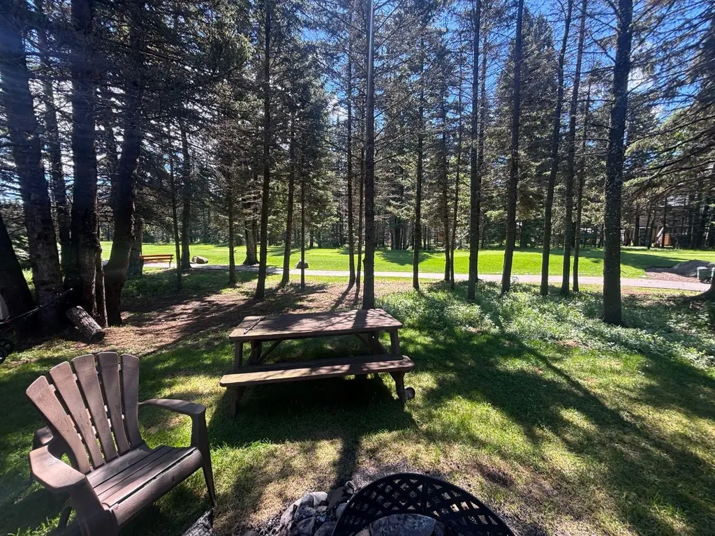 94 Redwood Meadows Drive Rural Rocky View County AB T3Z 1A3
