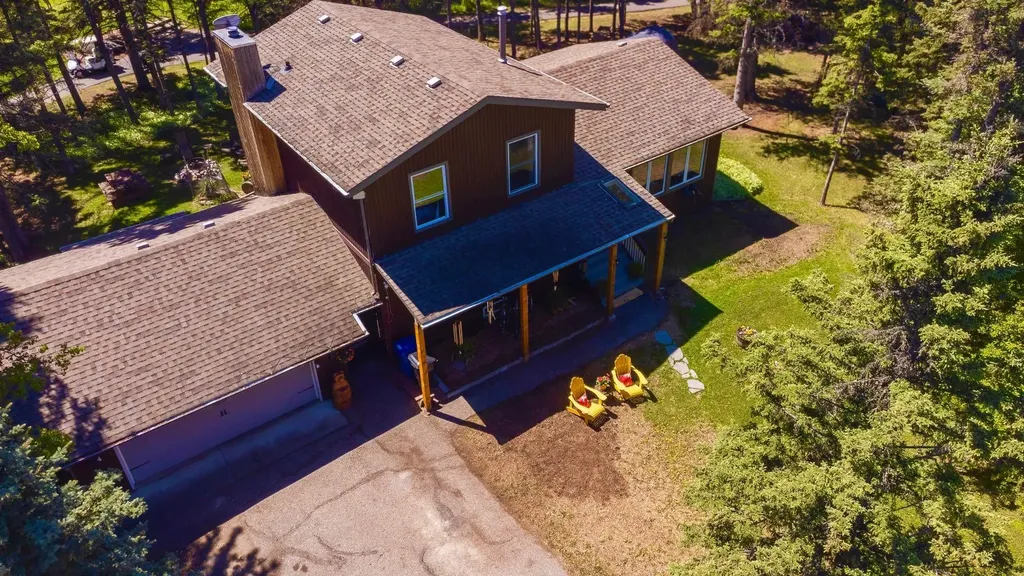 94 Redwood Meadows Drive Rural Rocky View County AB T3Z 1A3