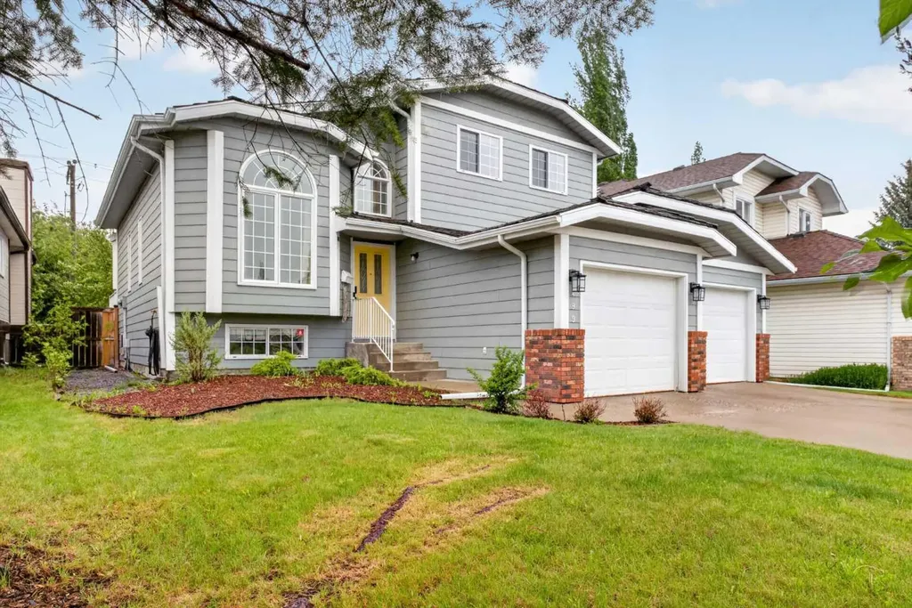 499 Sunmills Drive SE Calgary AB T2X 2N8