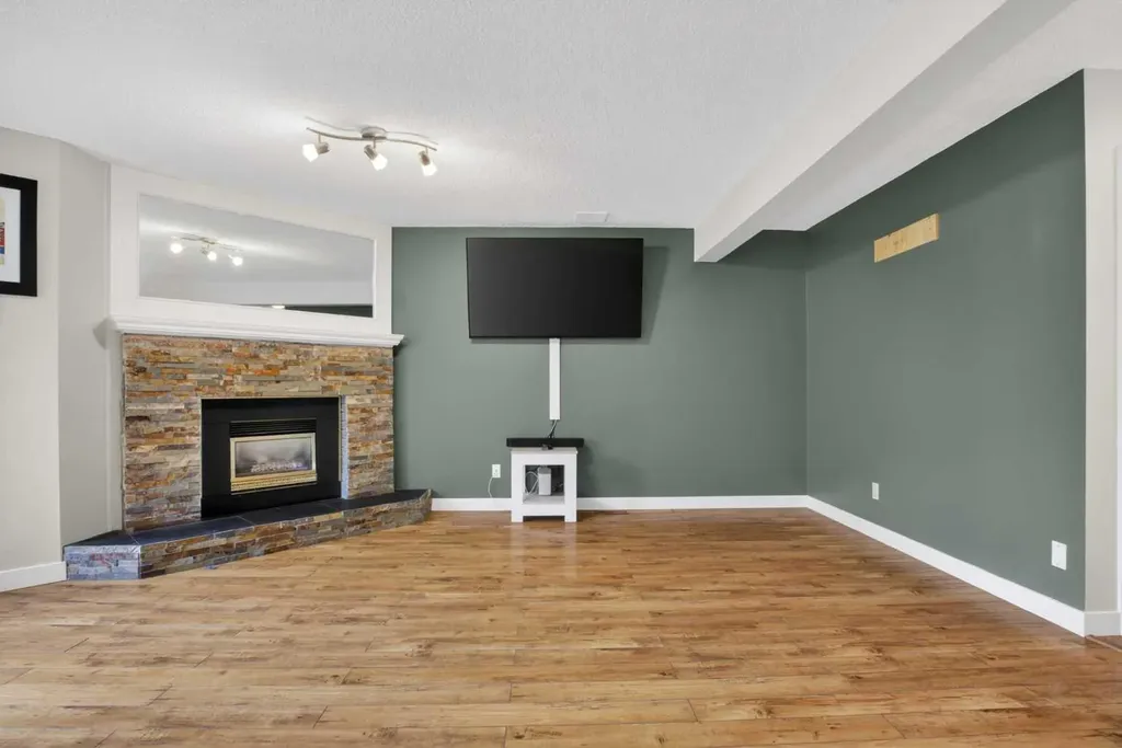 499 Sunmills Drive SE Calgary AB T2X 2N8